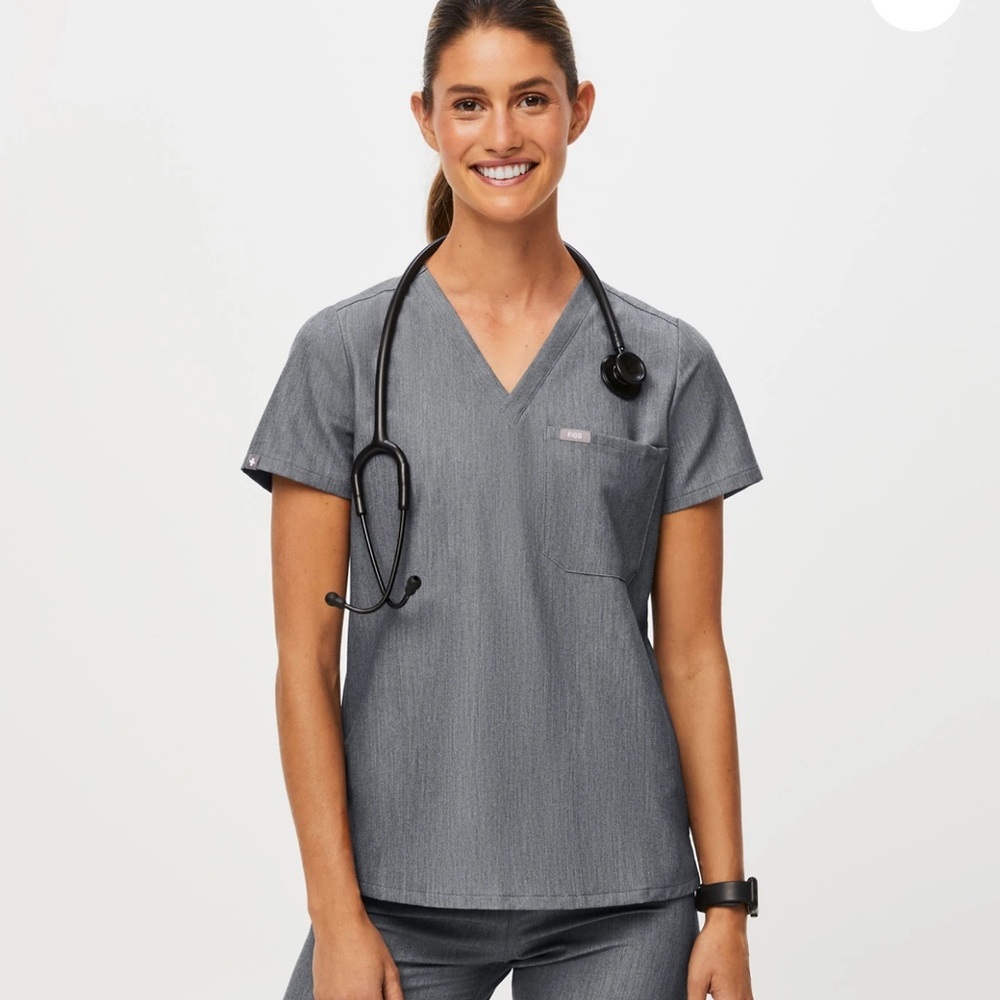 Figs Catarina one pocket scrub top graphite XS